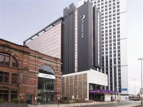 Best Price on Premier Inn Leeds City Centre - Leeds Arena in Leeds ...