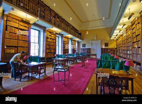 Oxford university library interior hi-res stock photography and images ...