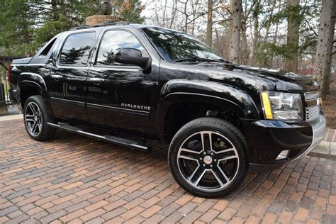 2012 Chevrolet Avalanche Z71 Off Road LT Edition Lift for sale