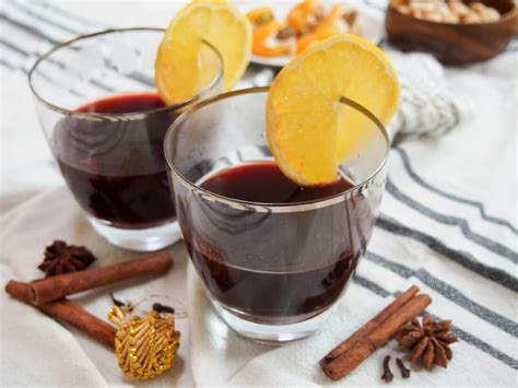 Gluhwein (German mulled wine) - Caroline's Cooking