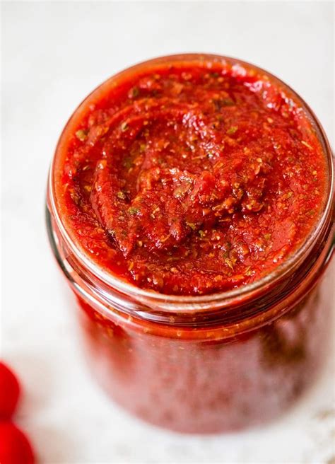 Easy Homemade Pizza Sauce Recipe (5- Minutes)! - JoyFoodSunshine