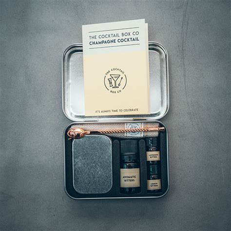 Champagne cocktail kit | GiftIdeas.ca