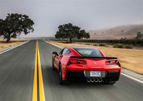 2014 Chevrolet Corvette C7 Stingray Pictures & 0-60 MPH Time