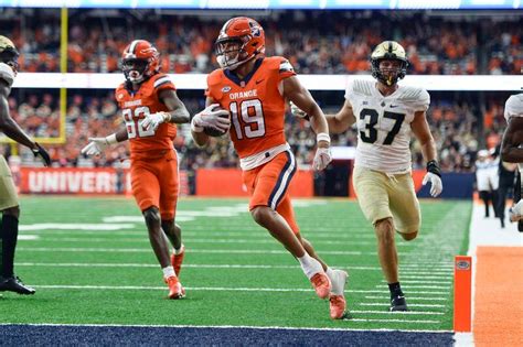 Oronde Gadsden II lands Syracuse football on 2023 All-ACC preseason team; Drake Maye voted ...