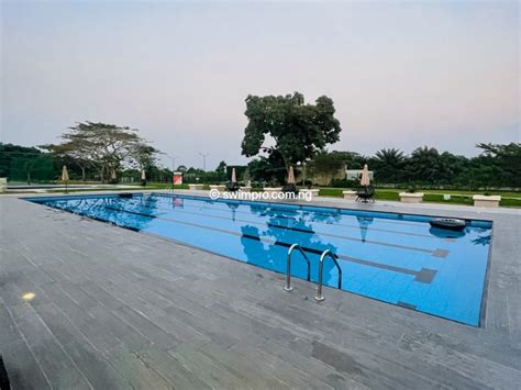 Lakowe Lakes Golf Resort swimming pool Lagos | Swimming Pools