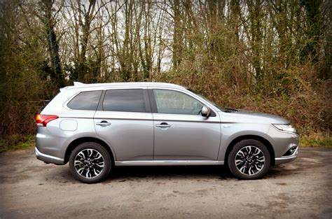 Mitsubishi Outlander PHEV Hybrid | Drive South West | Luxury, Prestige & Sports car hire in ...