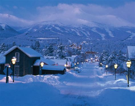 Love Snow and Mistletoe — dreamsofchristmas: lvndscapes: Breckenridge ...