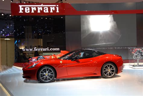 File:Ferrari California Mondial 2010.jpg - Wikimedia Commons