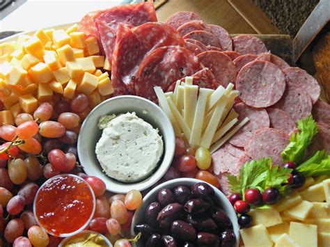 How to Create the Perfect Meat Cheese Platter - Melissa Kaylene