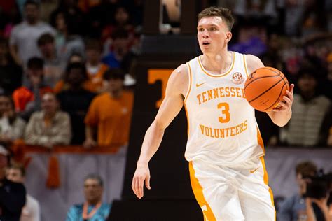 Dalton Knecht: Tennessee basketball guard in photos