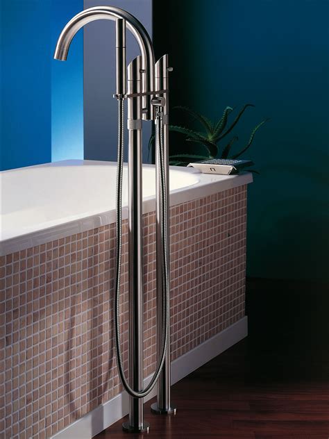 Modern Beauty Floor Mount Tub Filler | Hydrology