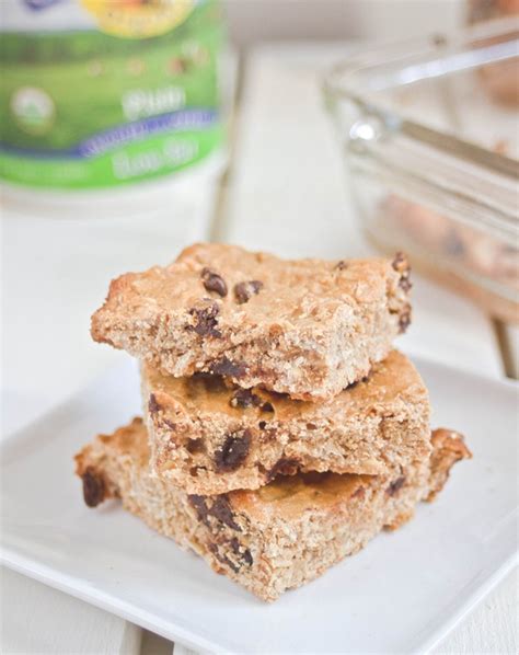 Peanut Butter Snack Squares | The Wannabe Chef