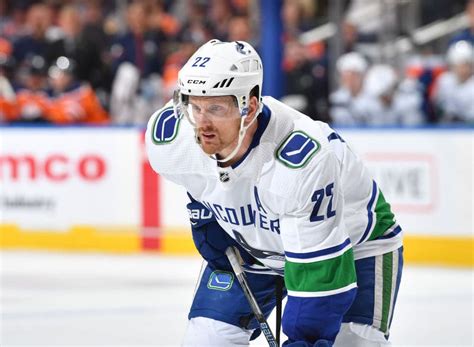 Daniel Sedin - The Hockey Writers