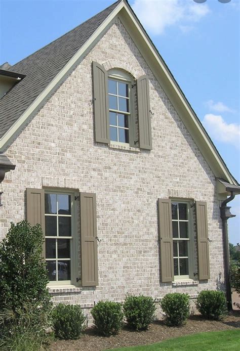 Light brick home exterior | Brick exterior house, Exterior brick ...