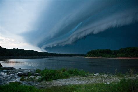 Shelf Cloud | Clouds, Cloud photos, Mammatus clouds