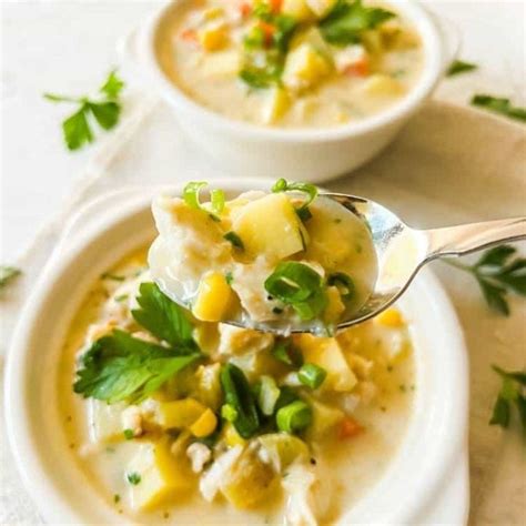 The Best Healthy Crab and Corn Chowder You Should Make Now!