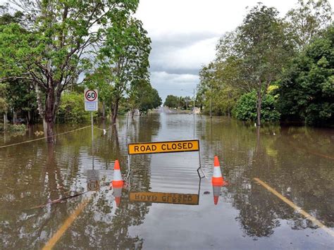 Four die as floods strike eastern Australia | The Independent