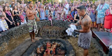 Explore Maui - Old Lahaina Luau