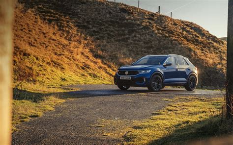 Volkswagen T-Roc R 2020 | SUV Drive