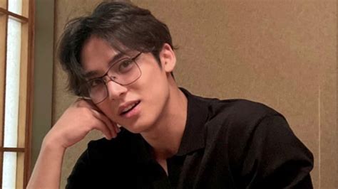 K-pop star Mingyu of Seventeen brings internet to a standstill with his ...