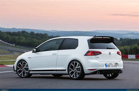 Volkswagen Golf GTI Clubsport revealed – AUSmotive.com