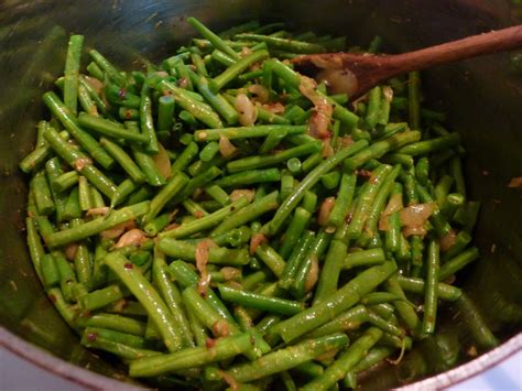 KarenFood: A Kerala Vegetable Feast - Beans, Carrots and Mushrooms