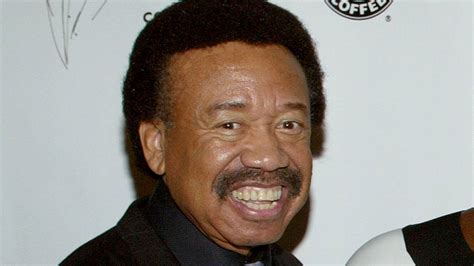 Maurice White of Earth, Wind & Fire Dead at 74 - Fame Focus