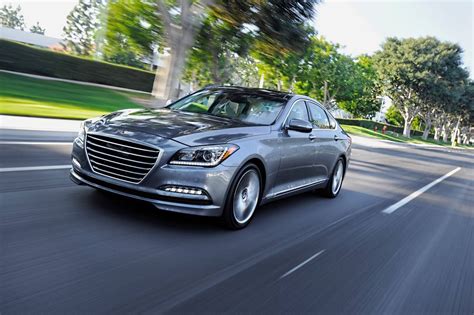 Hyundai Genesis receives 'Luxury Car of the Year' award in USA ...