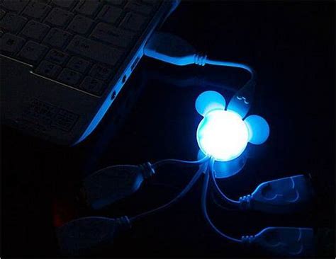 Mickey Mouse USB Hub | Gadgetsin