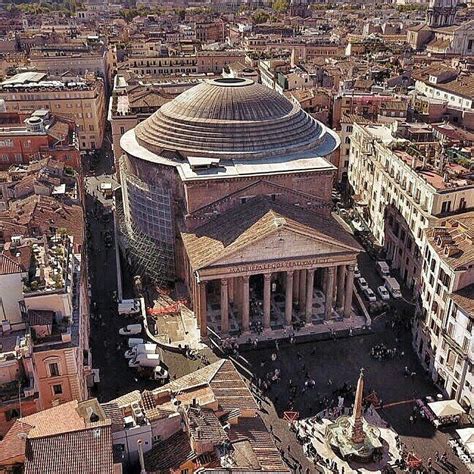 The Pantheon, Rome, Italy. Our hotel is just on the left where you can ...