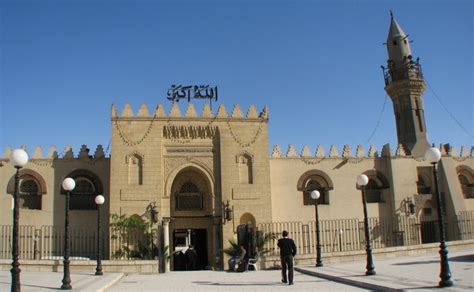 Mosque of Amr ibn al-As (رضي الله عنه) - IslamicLandmarks.com