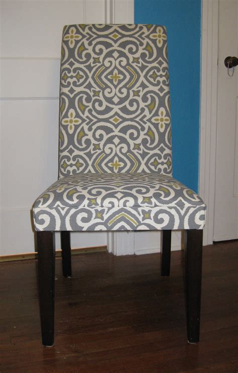 Re-upholstered Parson's chair in grey/citron/ivory print indoor/outdoor fabric | Chair, Diy ...