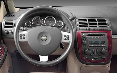 CHEVROLET UPLANDER - chevrolet-uplander_interior_2.jpg