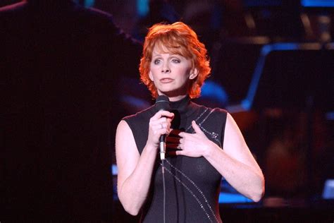 Reba McEntire Remembers Friends Killed in Plane Crash