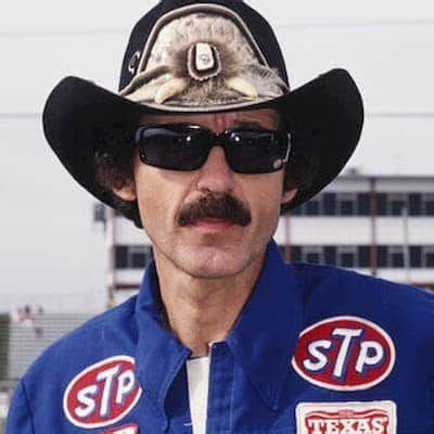 Richard Petty NASCAR Bio-Wiki, Experience, Age, Racing, Wife, Worth ...