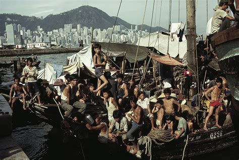 HONG KONG 1979 - Ethnic chinese refugees from Vietnam are … | Flickr