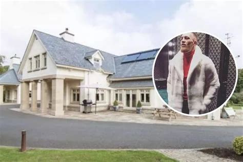 Conor Mcgregor House - 19 Photos Vs Conor Mcgregor Mansions In Ireland ...