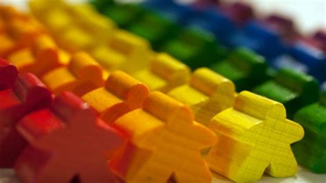 Whats a “Meeple” – The history of Meeples in Boardgames – Boooored.com