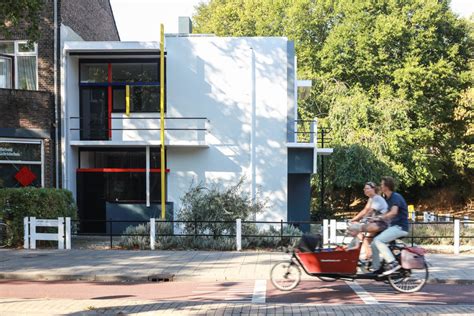 AD Classics: Rietveld Schroder House / Gerrit Rietveld | ArchDaily