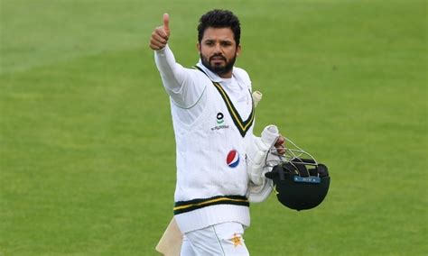 Azhar frustrates England in third Test - DAWN.COM