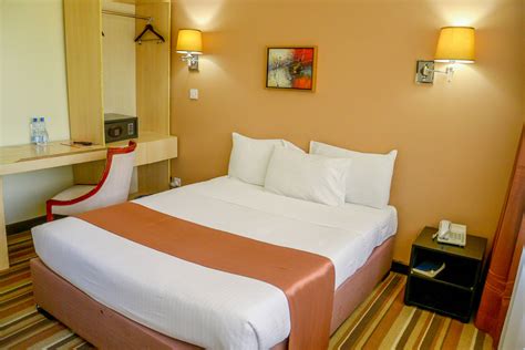 World Class Hotel - Hotels in CBD, THE CLARION HOTEL