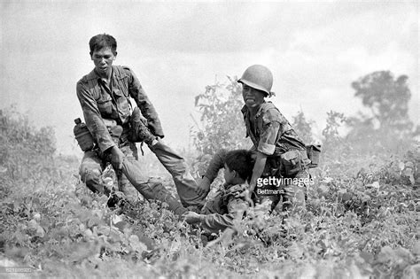 Vietnam War 1971 - Wounded Soldier Carried to Safety | Flickr