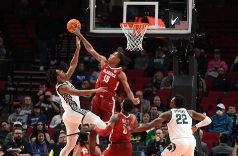 No. 18 Alabama Basketball Makes Statement with 81-70 Win over No. 12 ...