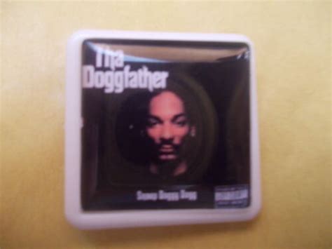 SNOOP DOGG THE DOGGFATHER ALBUM COVER BADGE PIN | eBay