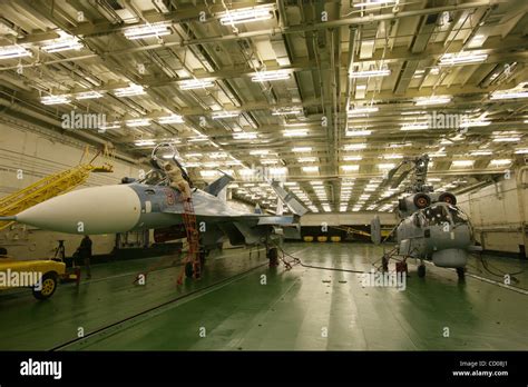 Admiral kuznetsov hi-res stock photography and images - Alamy