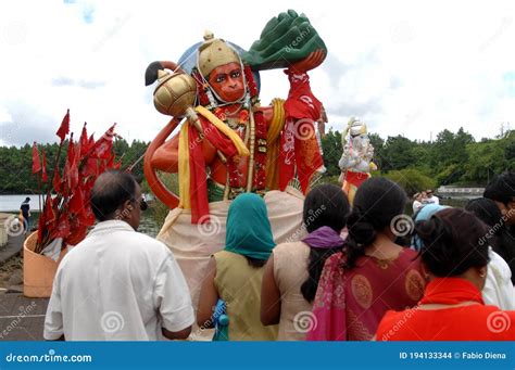 Hindu Temple, Sacred Grand Bassin Lake Editorial Stock Image - Image of mauritius, culture ...