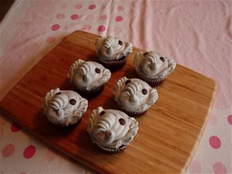 Elephant Cupcakes - All Things Cupcake