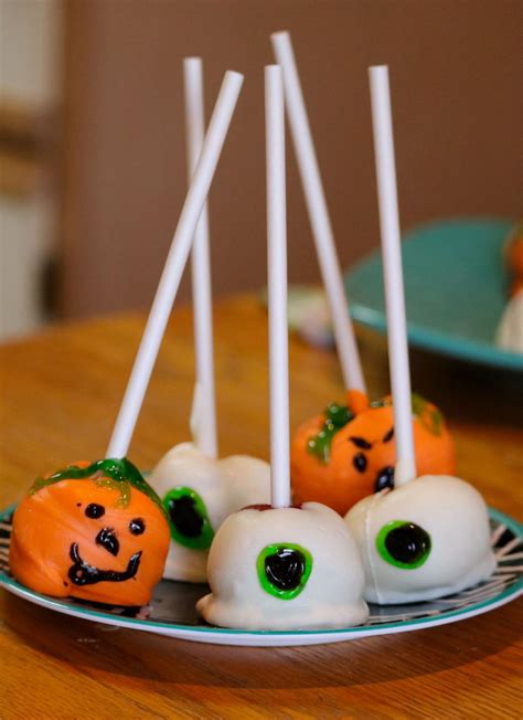 Recipe: Halloween Cake Pops | Friday | kokomotribune.com