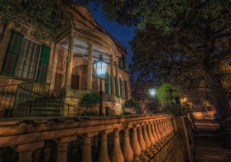 The Grave Tales Ghost Tour | Ghost tour, Ghost city, Ghost tours savannah