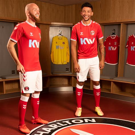 Charlton Athletic 2020-21 Hummel Home Kit | 20/21 Kits | Football shirt ...